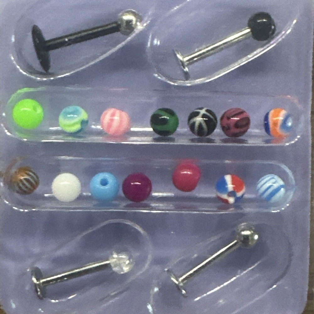16g Stud Piercing Labret Lip Monroe Madonna Medusa Ashley Cheek Tragus Claire's‎ - Picture 2 of 6